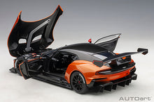 Indlæs billede til gallerivisning Aston Martin Vulcan, madagascar orange 1:18