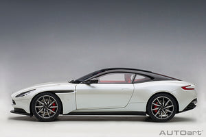 Aston Martin DB11, morning frost white 1:18