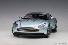 Indlæs billede til gallerivisning Aston Martin DB11, skyfall silver 1:18