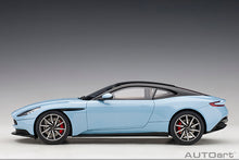 Indlæs billede til gallerivisning Aston Martin DB11, frosted glass blue 1:18