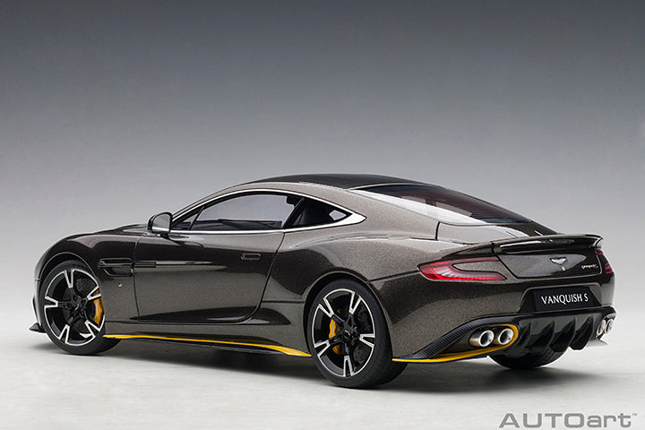 Aston Martin Vanquish S, kopi bronze 1:18