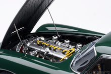 Indlæs billede til gallerivisning 1/18 Aston Martin DB5, british racing green 1:18