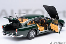 Indlæs billede til gallerivisning 1/18 Aston Martin DB5, british racing green 1:18