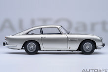 Indlæs billede til gallerivisning ASTON MARTIN DB5 1964 BIRCH SILVER 1:18