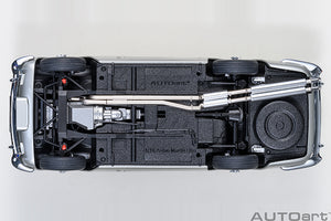 1/18 Aston Martin DB5, silver metallic 1:18
