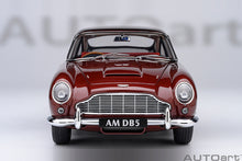 Indlæs billede til gallerivisning 1/18 Aston Martin DB5, dubonnet rosso 1:18