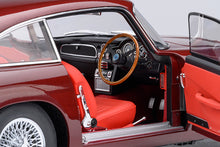 Indlæs billede til gallerivisning 1/18 Aston Martin DB5, dubonnet rosso 1:18