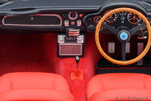 Indlæs billede til gallerivisning 1/18 Aston Martin DB5, dubonnet rosso 1:18
