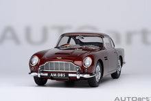 Indlæs billede til gallerivisning 1/18 Aston Martin DB5, dubonnet rosso 1:18