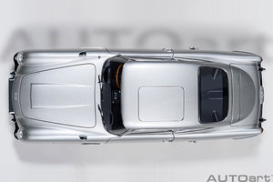 ASTON MARTIN DB5 1964 - 007 JAMES BOND - GOLDFINGER - MISSIONE GOLDFINGER WITH WEAPONS SILVER 1:18