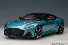 Indlæs billede til gallerivisning 1/18 Aston Martin DBS Superleggera, caribbean blue pearl 1:18