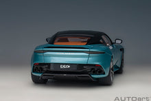 Indlæs billede til gallerivisning 1/18 Aston Martin DBS Superleggera, caribbean blue pearl 1:18
