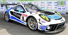 Indlæs billede til gallerivisning Porsche 911 GT3 R #18 BAMBER/BERNHARD/BERGMEISTER/OLSEN 24H NURBURGRING 2020 hvid/blå/sort 1:43