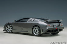 Indlæs billede til gallerivisning 1/18 Bugatti EB110 SS, grey metallic 1:18