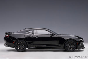 2017 Chevrolet Camaro ZL1, black 1:18