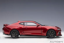 Indlæs billede til gallerivisning 2017 Chevrolet Camaro ZL1, red 1:18