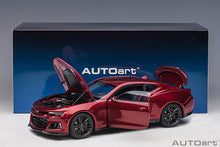 Indlæs billede til gallerivisning 2017 Chevrolet Camaro ZL1, red 1:18