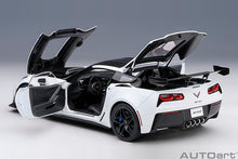 Indlæs billede til gallerivisning 1/18 Chevrolet Corvette C7 ZR1, arctic white 1:18