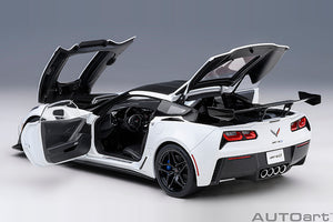 1/18 Chevrolet Corvette C7 ZR1, arctic white 1:18