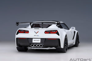1/18 Chevrolet Corvette C7 ZR1, arctic white 1:18