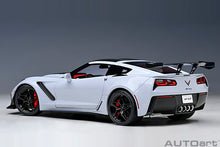 Indlæs billede til gallerivisning 1/18 Chevrolet Corvette C7 ZR1, ceramic matrix grey metallic 1:18