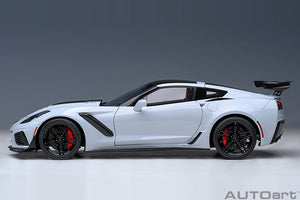 CHEVROLET CORVETTE C7 ZR1 2017 GREY MET 1:18