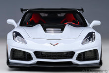 Indlæs billede til gallerivisning 1/18 Chevrolet Corvette C7 ZR1, ceramic matrix grey metallic 1:18