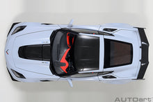 Indlæs billede til gallerivisning 1/18 Chevrolet Corvette C7 ZR1, ceramic matrix grey metallic 1:18