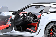 Indlæs billede til gallerivisning 1/18 Chevrolet Corvette C7 ZR1, ceramic matrix grey metallic 1:18