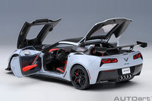 Indlæs billede til gallerivisning 1/18 Chevrolet Corvette C7 ZR1, ceramic matrix grey metallic 1:18