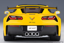 Indlæs billede til gallerivisning CHEVROLET CORVETTE C7 ZR1 2017 RACING YELLOW 1:18
