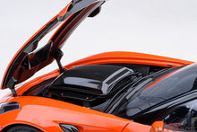 Indlæs billede til gallerivisning CHEVROLET CORVETTE C7 ZR1 2017 ORANGE 1:18