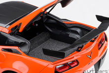 Indlæs billede til gallerivisning CHEVROLET CORVETTE C7 ZR1 2017 ORANGE 1:18