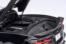 Indlæs billede til gallerivisning CHEVROLET CORVETTE C8 Z51 STINGRAY SPIDER 2020 BLACK 1:18