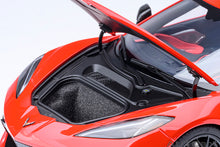 Indlæs billede til gallerivisning 1/18 Chevrolet Corvette C8 Stingray Z51, torch red 1:18