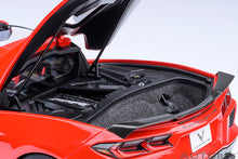 Indlæs billede til gallerivisning 1/18 Chevrolet Corvette C8 Stingray Z51, torch red 1:18