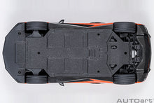 Indlæs billede til gallerivisning CHEVROLET CORVETTE C8 Z51 STINGRAY SPIDER 2020 SEBRING ORANGE 1:18