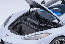 Indlæs billede til gallerivisning CHEVROLET CORVETTE C8 Z51 STINGRAY SPIDER 2020 CERAMIC MATRIX GREY MET 1:18