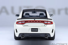 Indlæs billede til gallerivisning DODGE CHARGER HELLCAT REDEYE JAILBREAK COUPE 2023 KNUCKLE WHITE 1:18