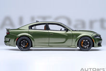 Indlæs billede til gallerivisning DODGE CHARGER HELLCAT REDEYE JAILBREAK COUPE 2023 F8 GREEN 1:18