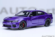 Indlæs billede til gallerivisning DODGE CHARGER SCAT PACK WIDEBODY COUPE 2023 PURPLE 1:18
