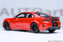 Indlæs billede til gallerivisning DODGE CHARGER SCAT PACK WIDEBODY COUPE 2023 TOR RED 1:18