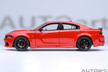 Indlæs billede til gallerivisning DODGE CHARGER SCAT PACK WIDEBODY COUPE 2023 TOR RED 1:18