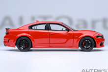 Indlæs billede til gallerivisning DODGE CHARGER SCAT PACK WIDEBODY COUPE 2023 TOR RED 1:18