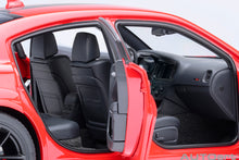 Indlæs billede til gallerivisning DODGE CHARGER SCAT PACK WIDEBODY COUPE 2023 TOR RED 1:18