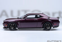 Indlæs billede til gallerivisning DODGE CHALLENGER SRT JAILBREAK COUPE 2022 PURPLE 1:18