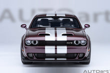 Indlæs billede til gallerivisning DODGE CHALLENGER SRT JAILBREAK COUPE 2022 PURPLE 1:18