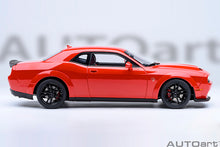 Indlæs billede til gallerivisning DODGE CHALLENGER SRT JAILBREAK COUPE 2022 RED 1:18