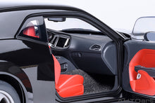 Indlæs billede til gallerivisning DODGE CHALLENGER SRT SUPER STOCK COUPE 2023 BLACK 1:18