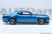 Indlæs billede til gallerivisning DODGE CHALLENGER SRT SUPER STOCK COUPE 2023 BLUE 1:18